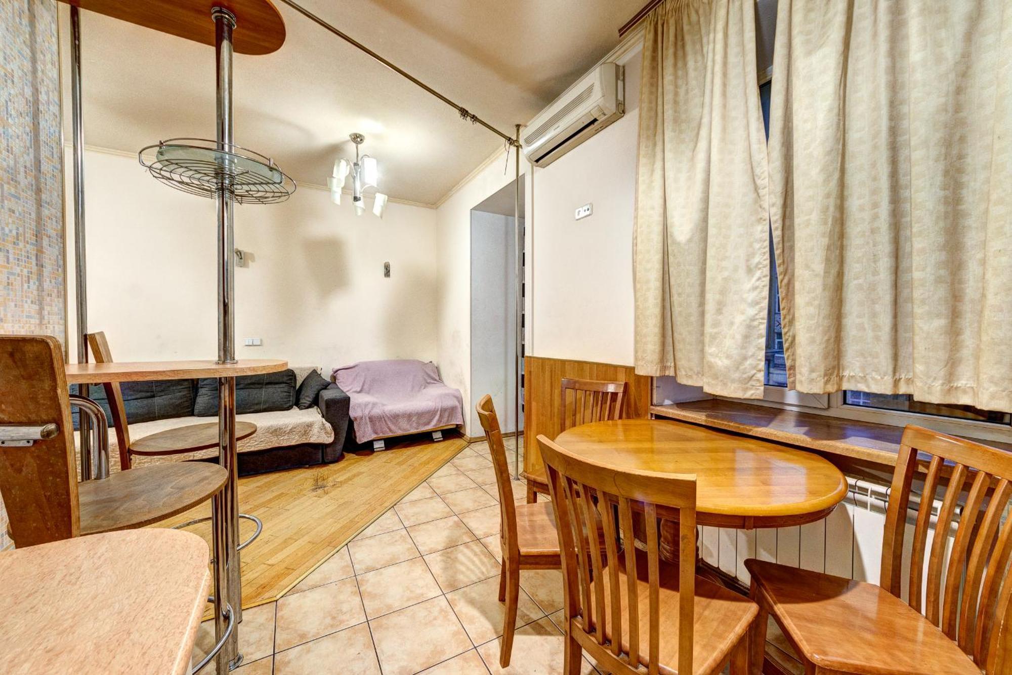 3-кімнатні, метро палац спорту Apartment *