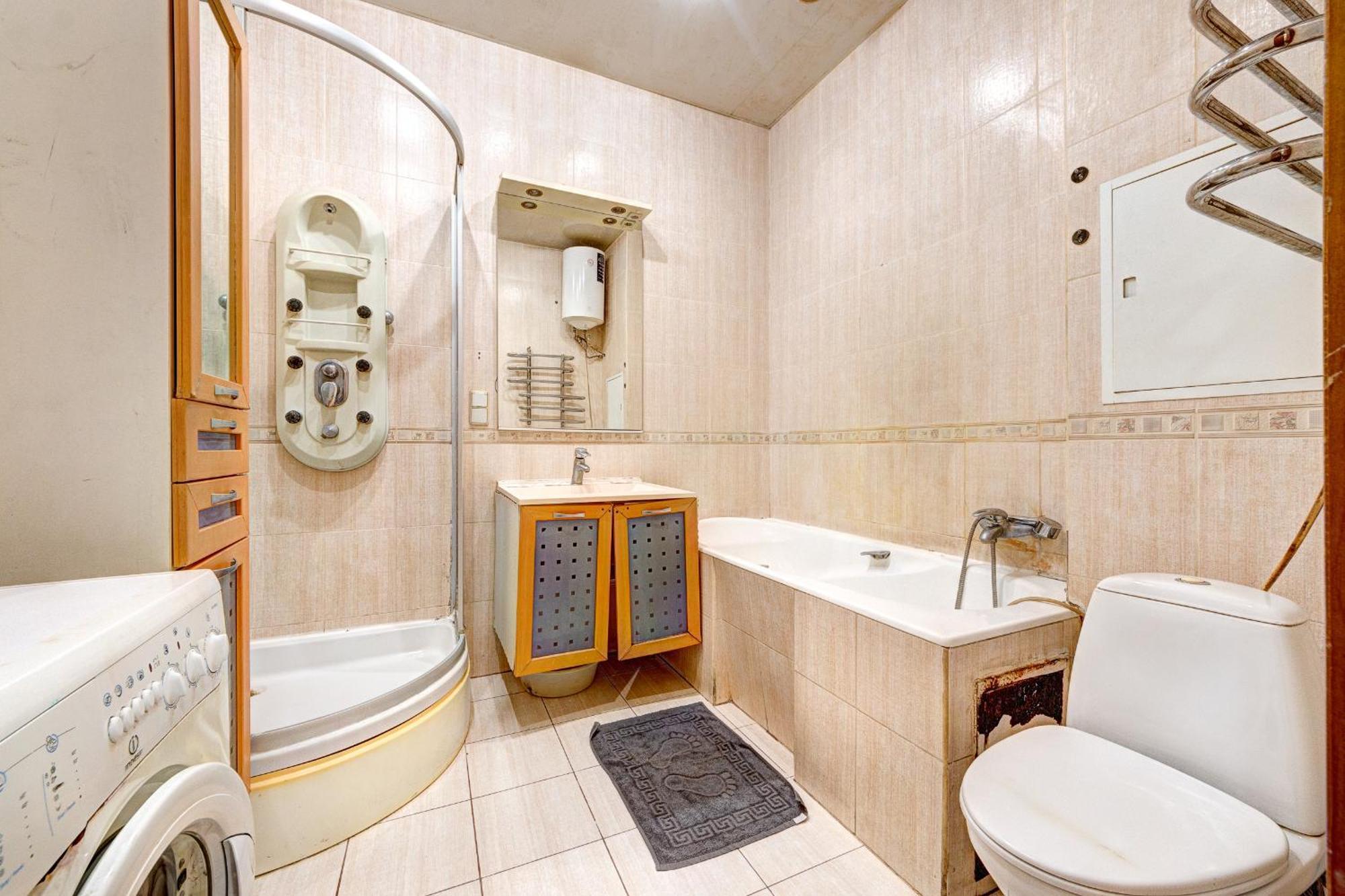 3-кімнатні, метро палац спорту Apartment
